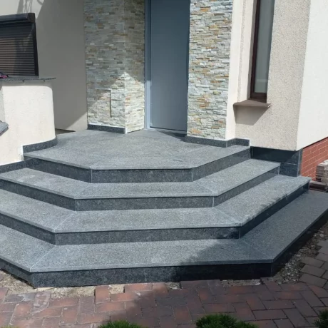 Monolit-schody-realizacja-11