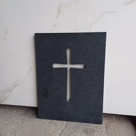 Monolit-nagrobki-realizacje-27