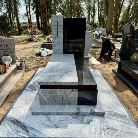 Monolit-nagrobki-realizacje-34
