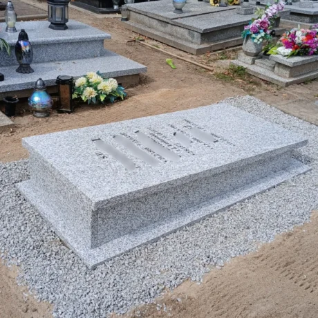 Monolit-nagrobki-realizacje-36