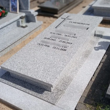 Monolit-nagrobki-realizacje-37