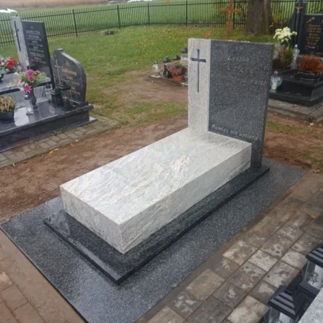 Monolit-nagrobki- realizacja-2025-10-14-1