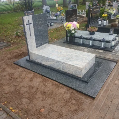 Monolit-nagrobki- realizacja-2025-10-14-2