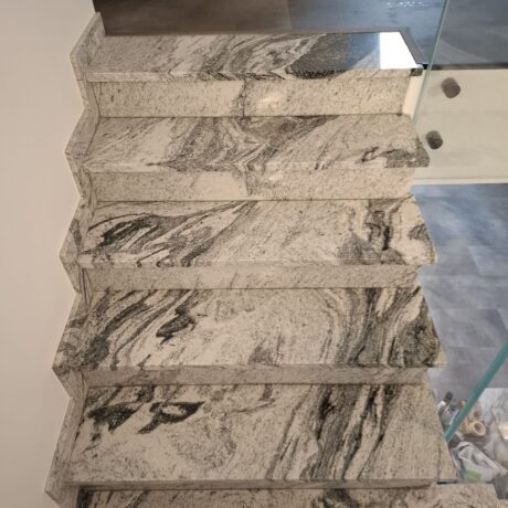 schody granitowe Monolit realizacja 28-02-2026-3